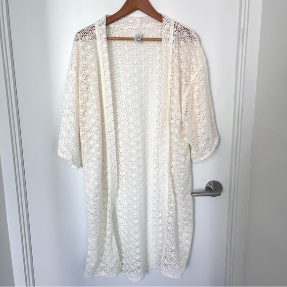 SOLD - White Swimsuit Cover Up by Skinny Dip - Picture 9 of 10